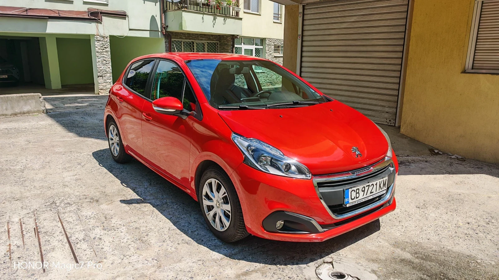 Peugeot 208, снимка 3 - Автомобили и джипове - 55131005