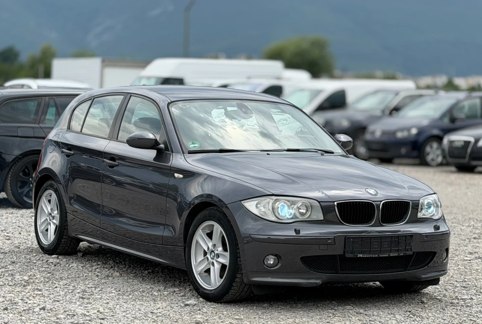 BMW 118 D 122к.с * Ксенон* * Климатик* , снимка 3 - Автомобили и джипове - 55212051