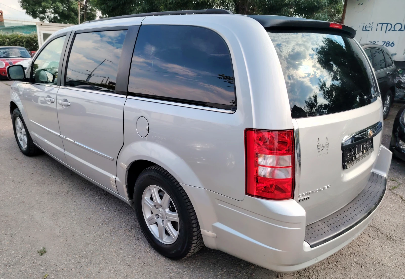 Chrysler Gr.voyager 2.8CRDI/Stowngo/Limited , снимка 8 - Автомобили и джипове - 55317579