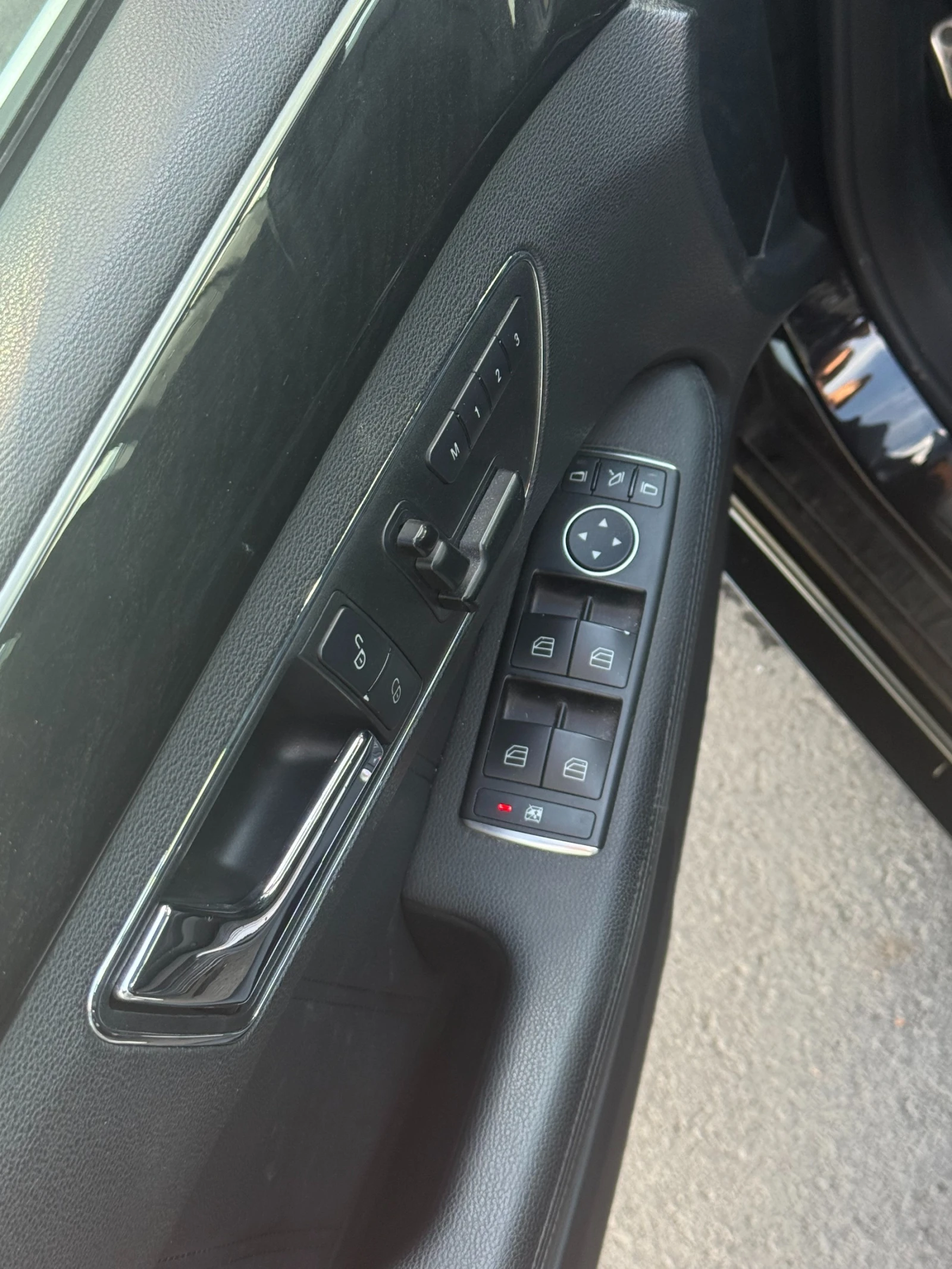 Mercedes-Benz E 350, снимка 10 - Автомобили и джипове - 55416562
