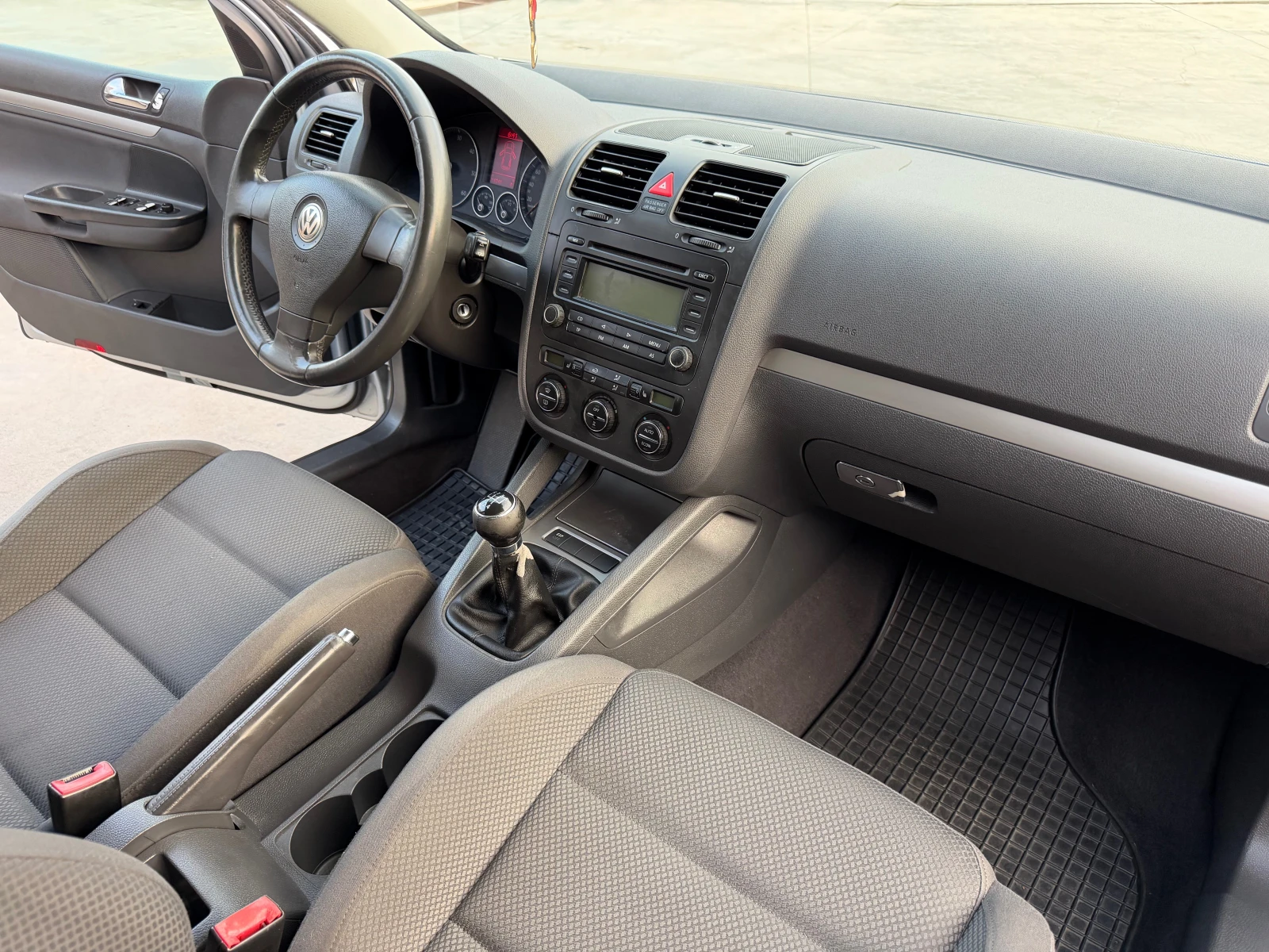 VW Golf 1.9TDI, снимка 13 - Автомобили и джипове - 55426307