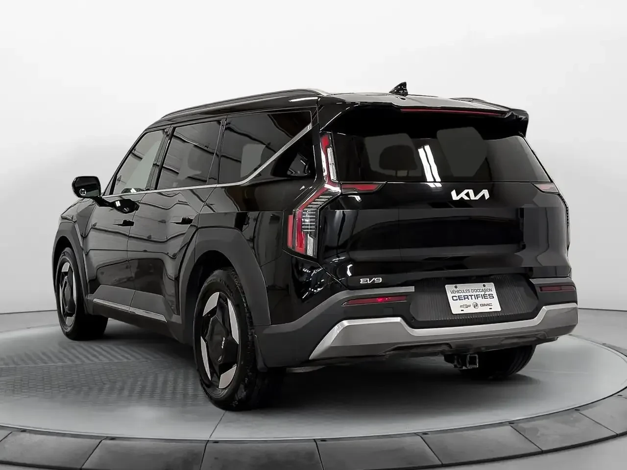Kia EV9 Land AWD, снимка 4 - Автомобили и джипове - 55756016