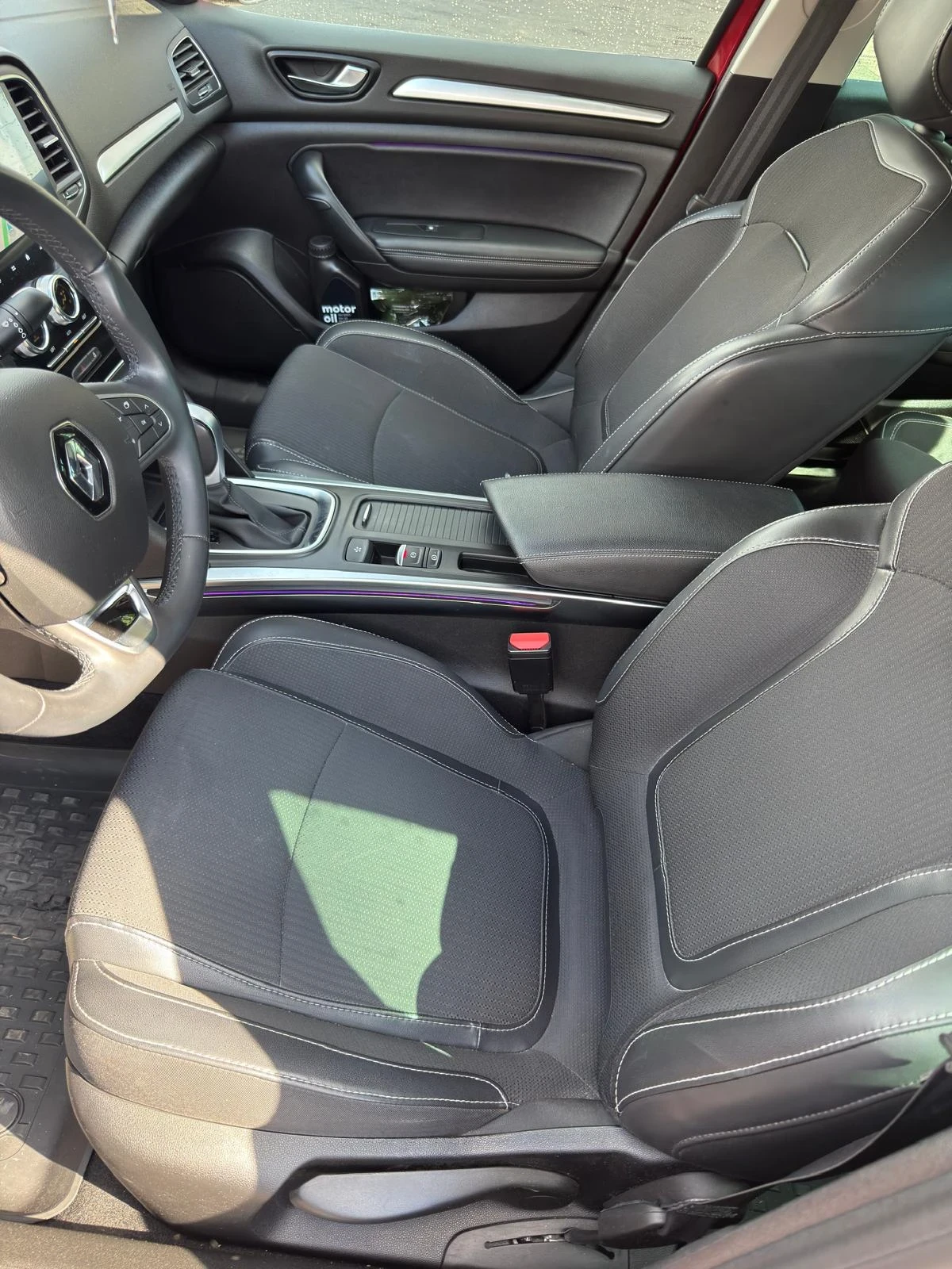 Renault Megane 1, 3 TCE, снимка 10 - Автомобили и джипове - 55952496