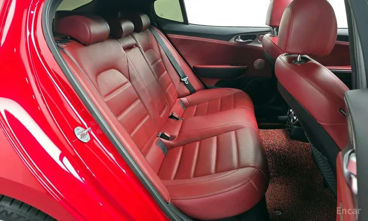 Kia Stinger * 3.3 Turbo AWD * , снимка 11 - Автомобили и джипове - 56597301