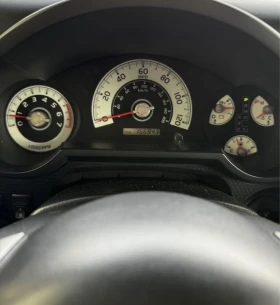 Toyota Fj cruiser 4.0 V6 Бензин/Газ 4х4 УНИКАТ, снимка 10
