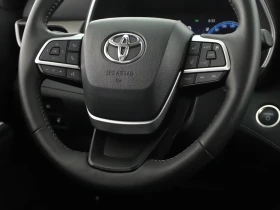 Toyota Highlander HYBRID/243HP/CAM/KLESS/L.ASS/CARPLAY/AMBI/LED/730f - 113499 лв. - 33911088 7