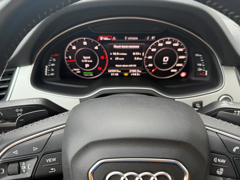 Audi Q7 OFFROAD пакет+ S-Line+ + Matrix+ Панорама+ Печка+ , снимка 15 - Автомобили и джипове - 50384551