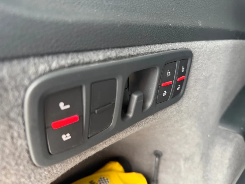 Audi Q7 OFFROAD пакет+ S-Line+ + Matrix+ Панорама+ Печка+ , снимка 13 - Автомобили и джипове - 50384551