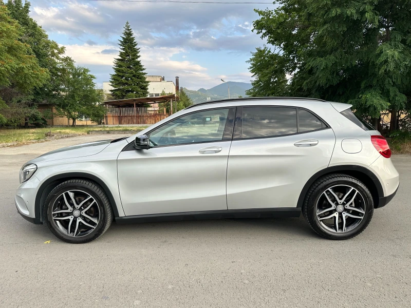 Mercedes-Benz GLA 220 d 170к.с 4MATIC ПЪЛНА СЕРВИЗНА ИСТОРИЯ* !!, снимка 7 - Автомобили и джипове - 50657312