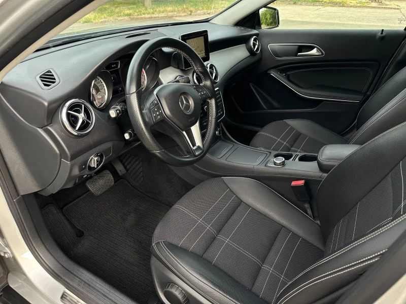 Mercedes-Benz GLA 220 d 170к.с 4MATIC ПЪЛНА СЕРВИЗНА ИСТОРИЯ* !!, снимка 8 - Автомобили и джипове - 50657312