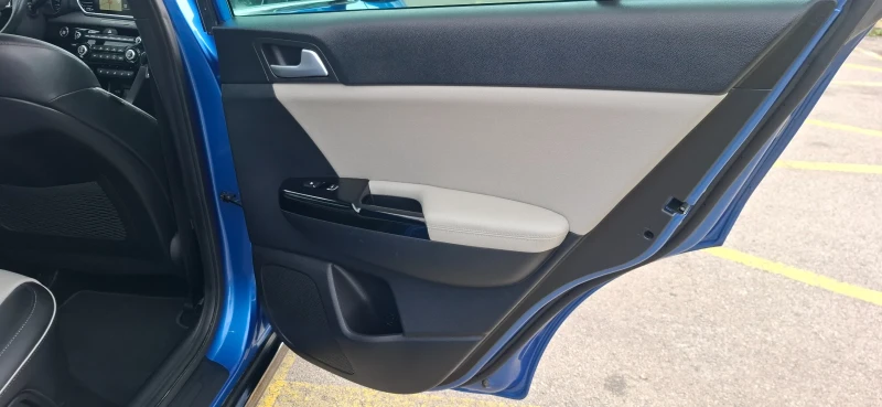 Kia Sportage GT line distronic!Няма друга такава!Корейски Лукс, снимка 14 - Автомобили и джипове - 52038766