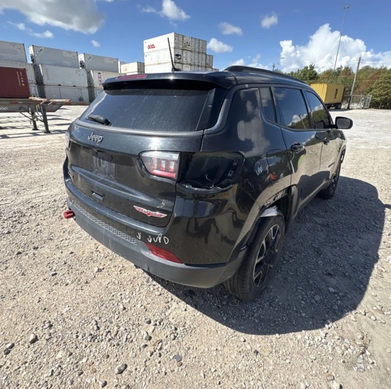 Jeep Compass 2.4 На части, снимка 3 - Автомобили и джипове - 52966347