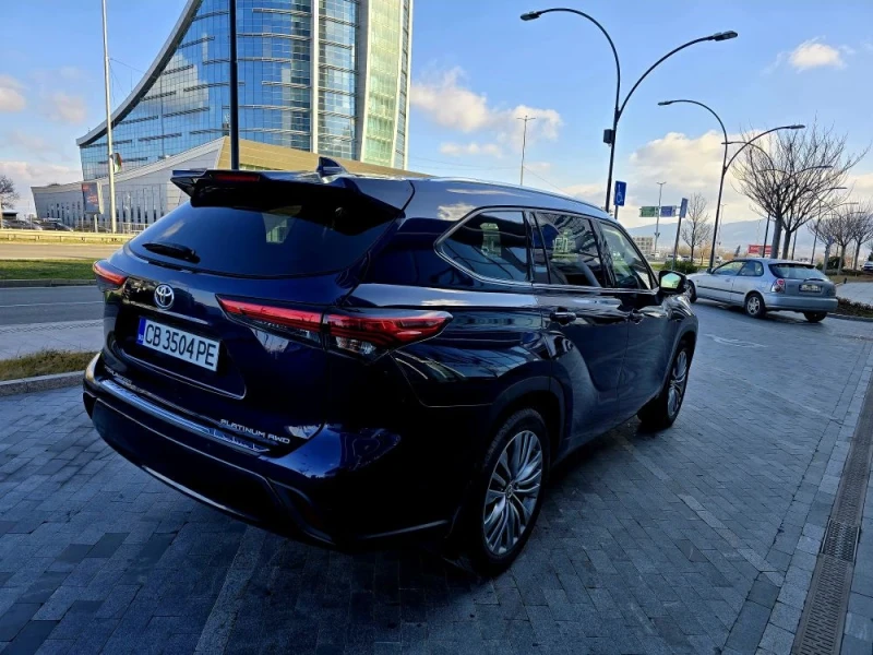 Toyota Highlander 3.5бензин ПЛАТИНИУМ НА 44ХИЛЯДИ КИЛОМЕТРА, снимка 3 - Автомобили и джипове - 52998164