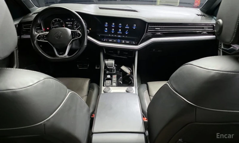 VW Touareg, снимка 7 - Автомобили и джипове - 53058527