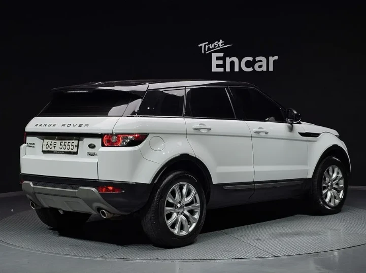 Land Rover Range Rover Evoque 2.2 Pure - изображение 2