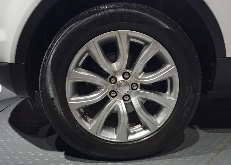 Land Rover Range Rover Evoque 2.2 Pure - изображение 5