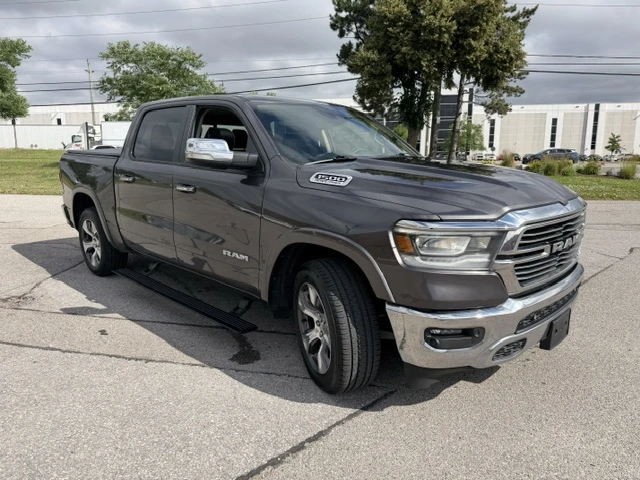 Dodge RAM 1500 Laramie, АВТОКРЕДИТ, снимка 2 - Автомобили и джипове - 56087881