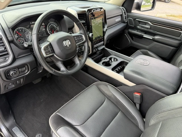 Dodge RAM 1500 Laramie, АВТОКРЕДИТ, снимка 9 - Автомобили и джипове - 56087881