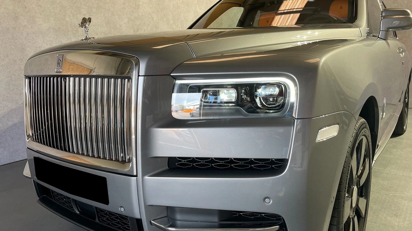 Rolls-Royce Cullinan V12/ SHOOTING STAR/ BESPOKE/ TV/ NIGHT VISION/ 22/ - изображение 3