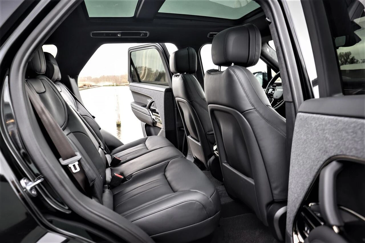 Land Rover Range Rover Sport HSE D250 - изображение 10