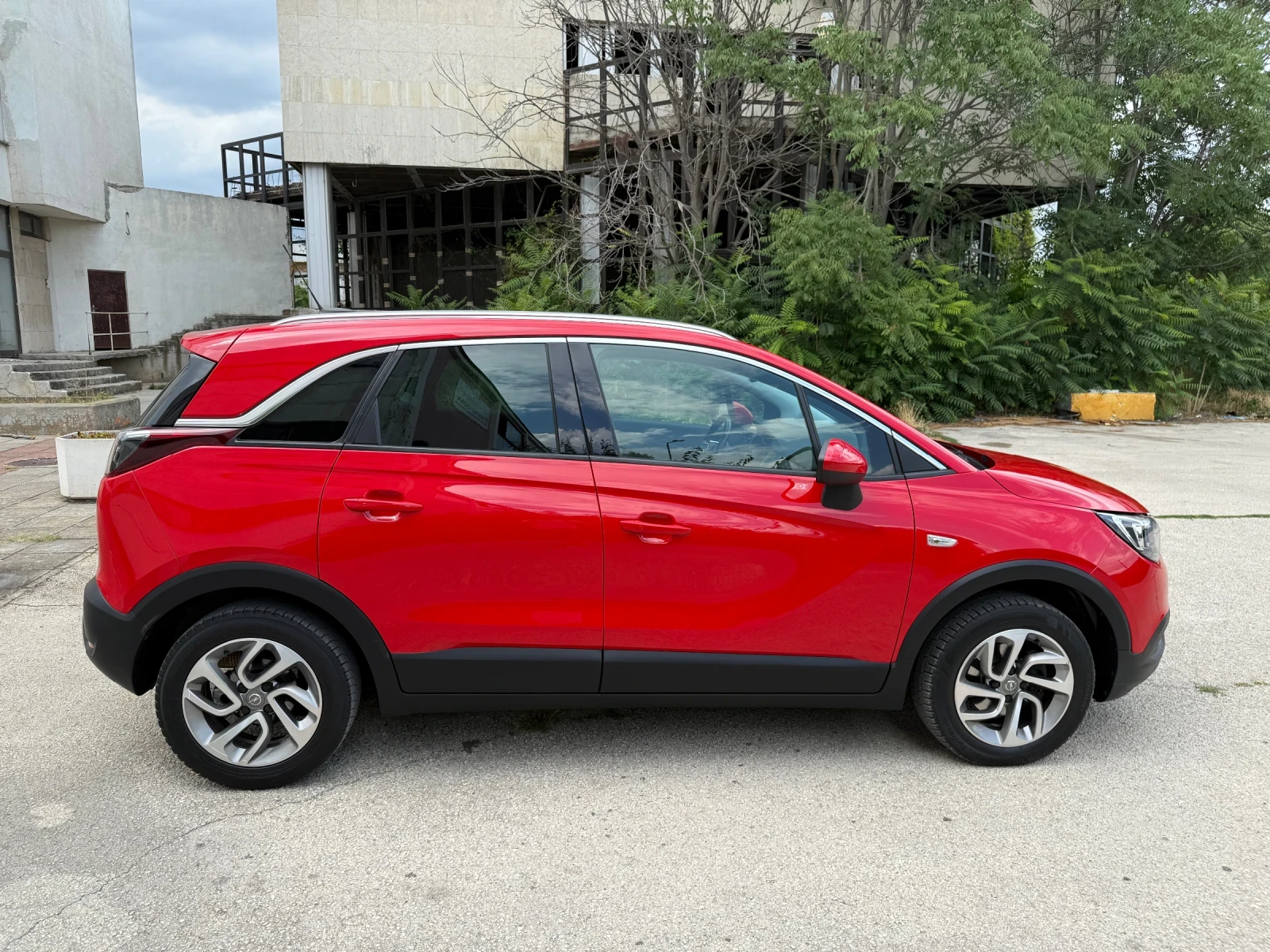 Opel Crossland X 1.2i AUTOMATIC  SWISS - изображение 3