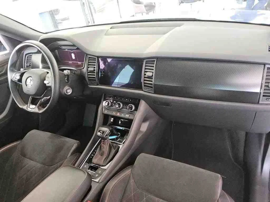 Skoda Kodiaq RS/4X4/239HP/DSG/AHK/CANTON/KLESS/CAM/AMBI/527f - изображение 8