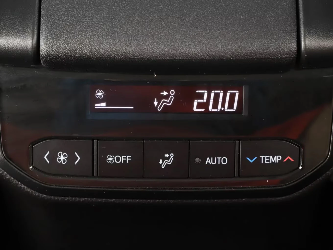 Toyota Highlander HYBRID/243HP/CAM/KLESS/L.ASS/CARPLAY/AMBI/LED/730f | Mobile.bg   15