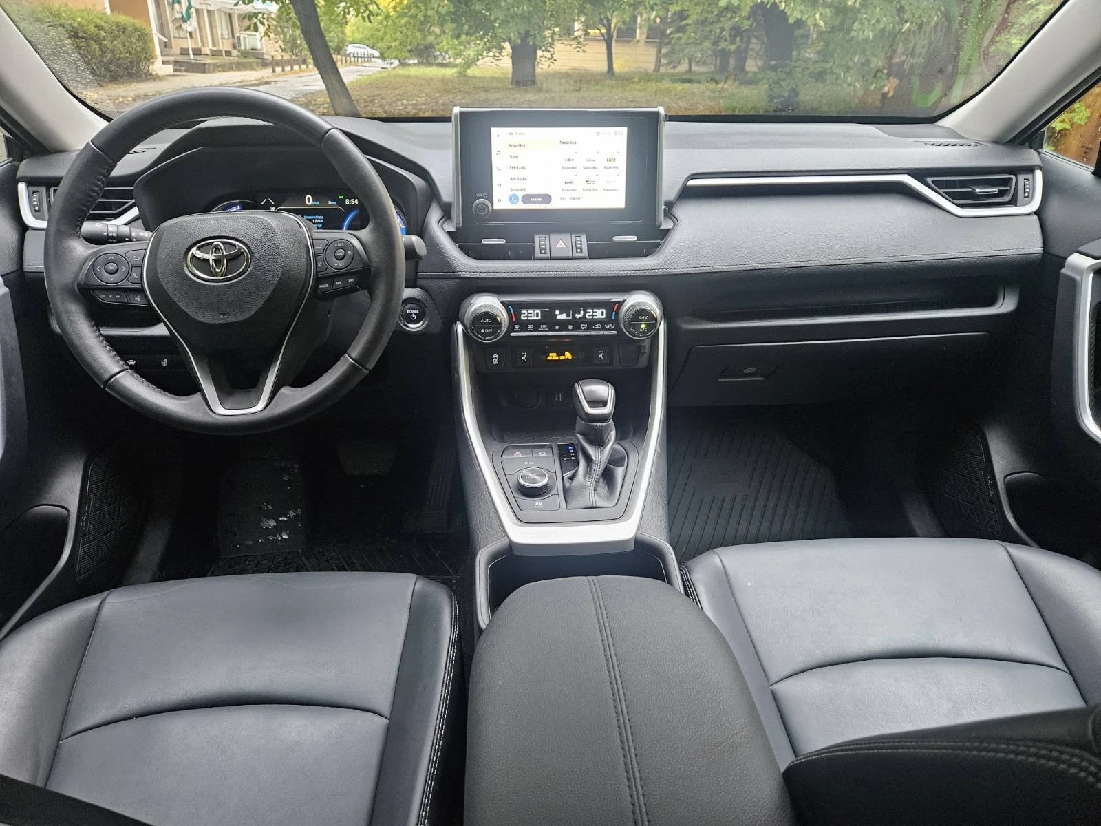 Toyota Rav4 XLE Woodland Edition - изображение 5