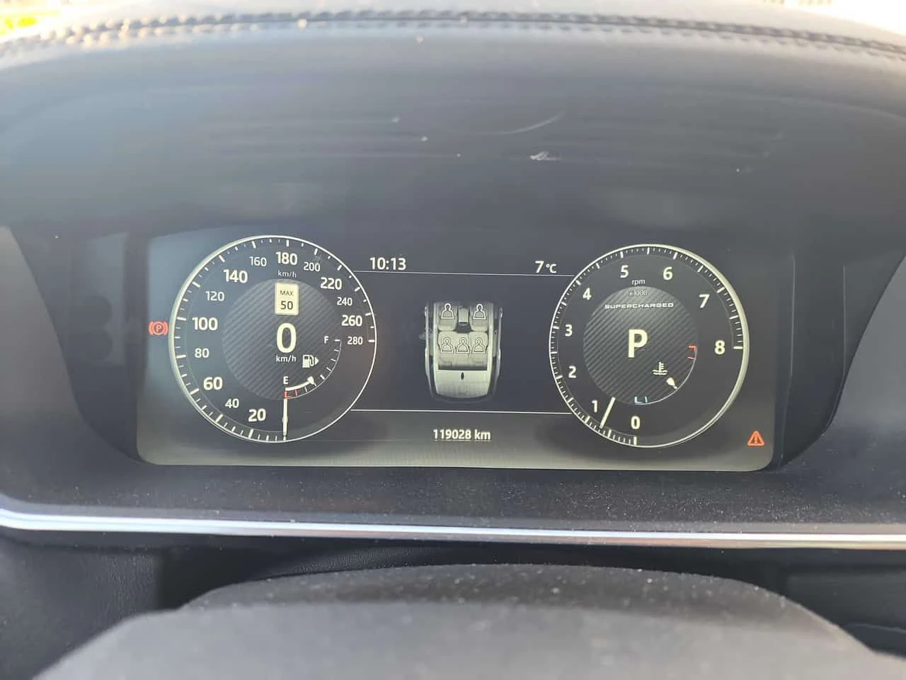 Land Rover Range Rover Sport * V8 * CARFAX * MERIDIAN * СЛЕДЕНЕ НА ЛЕНТИ, снимка 8 - Автомобили и джипове - 53705536