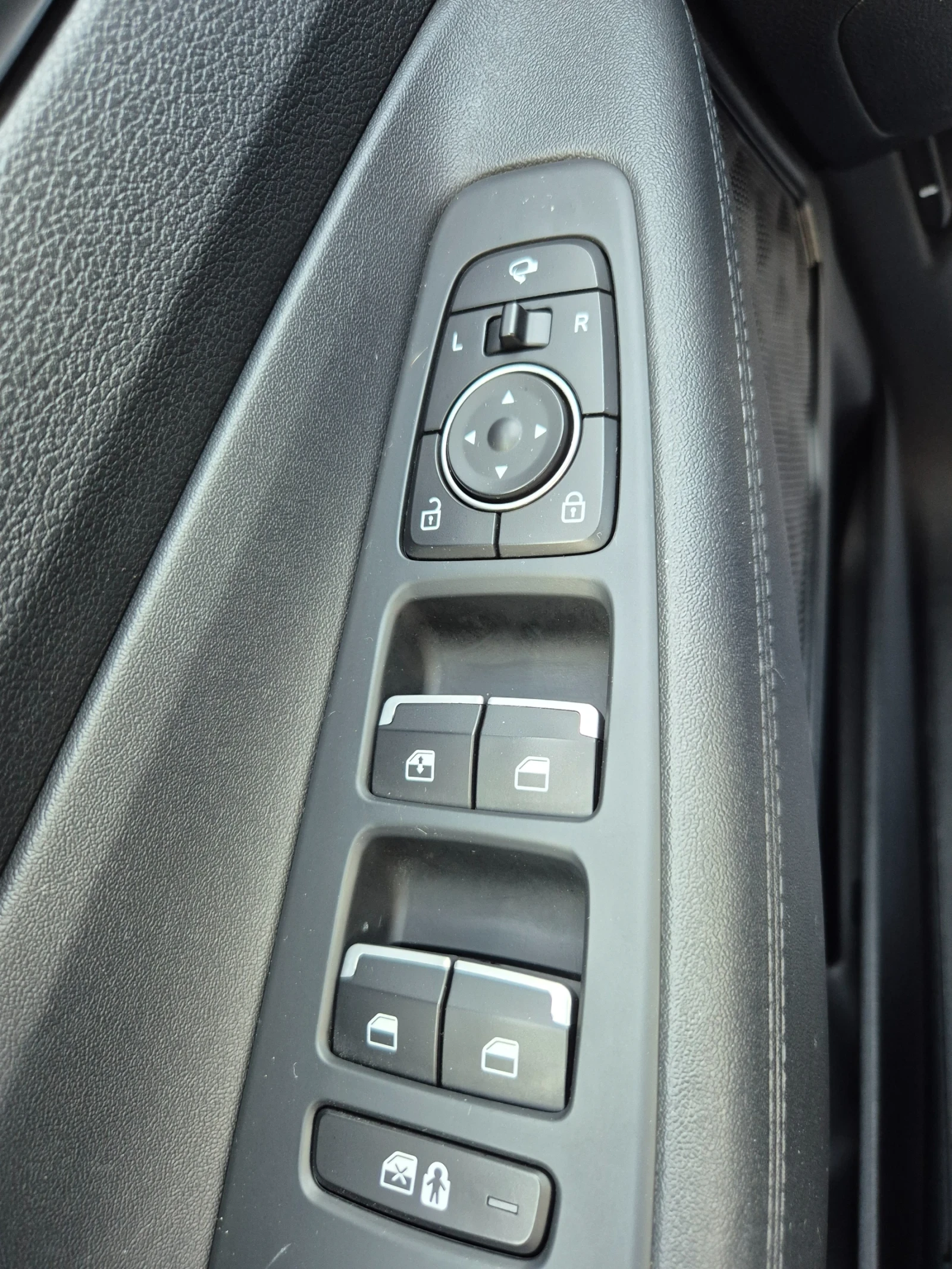 Hyundai Santa fe Premium , снимка 14 - Автомобили и джипове - 54360276