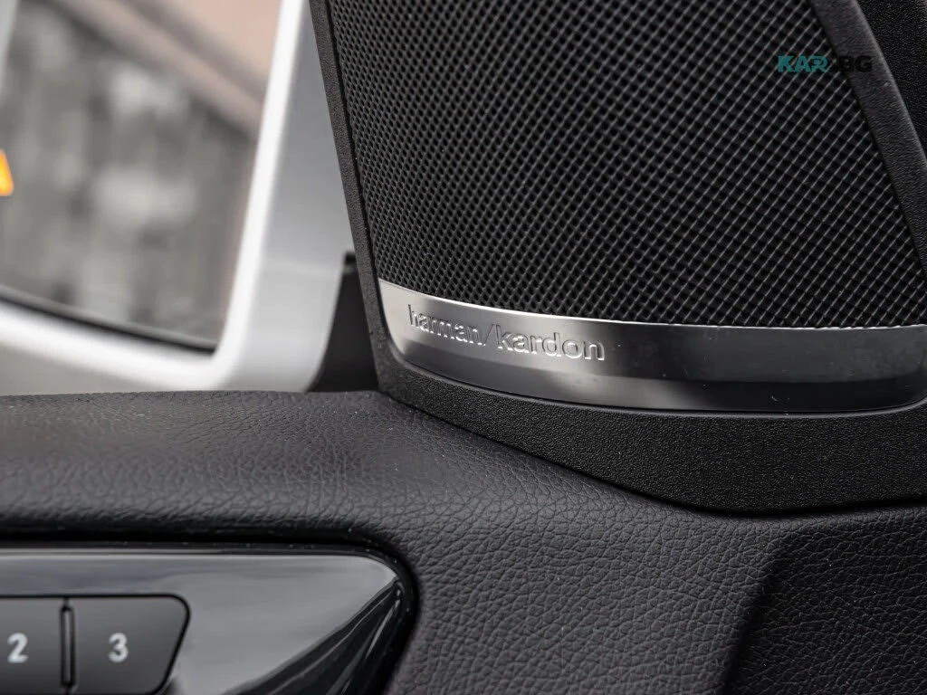 Mercedes-Benz GL * Harmon Kardon* HeadUp *  AвтоКредит * ЦЕНА ДО БГ, снимка 9 - Автомобили и джипове - 54584551