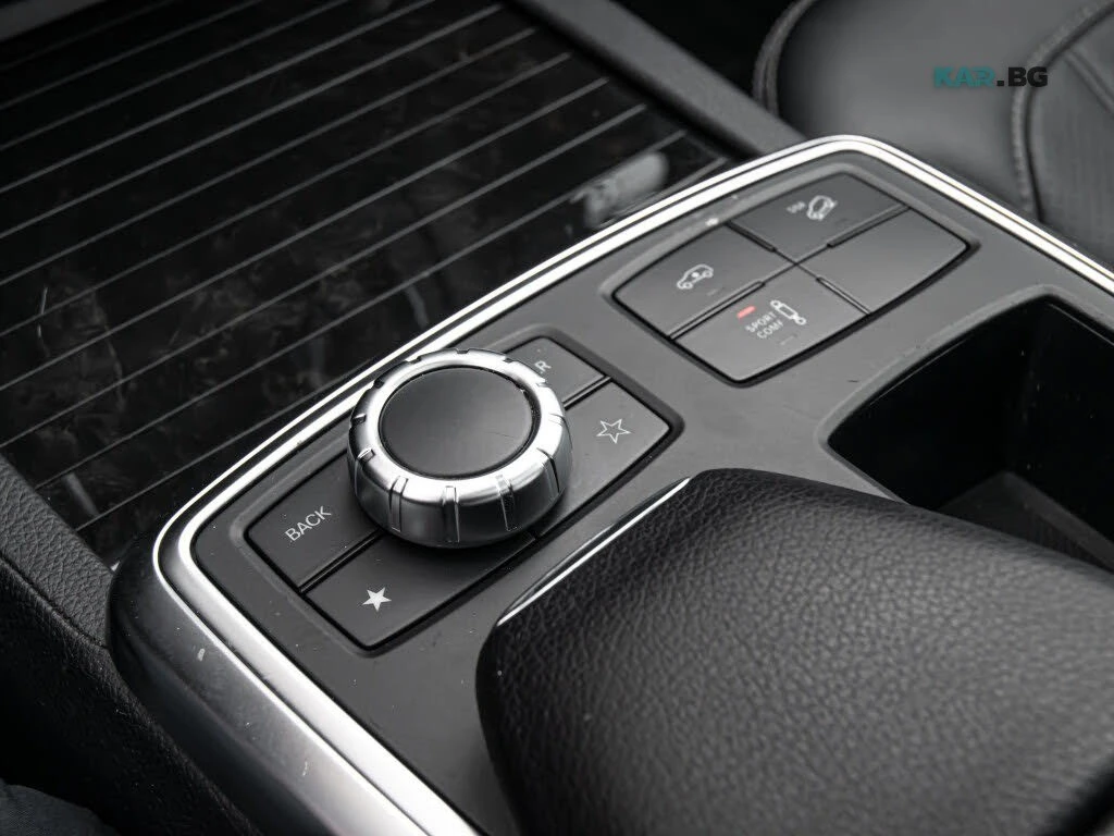 Mercedes-Benz GL * Harmon Kardon* HeadUp *  AвтоКредит * ЦЕНА ДО БГ, снимка 14 - Автомобили и джипове - 54584551