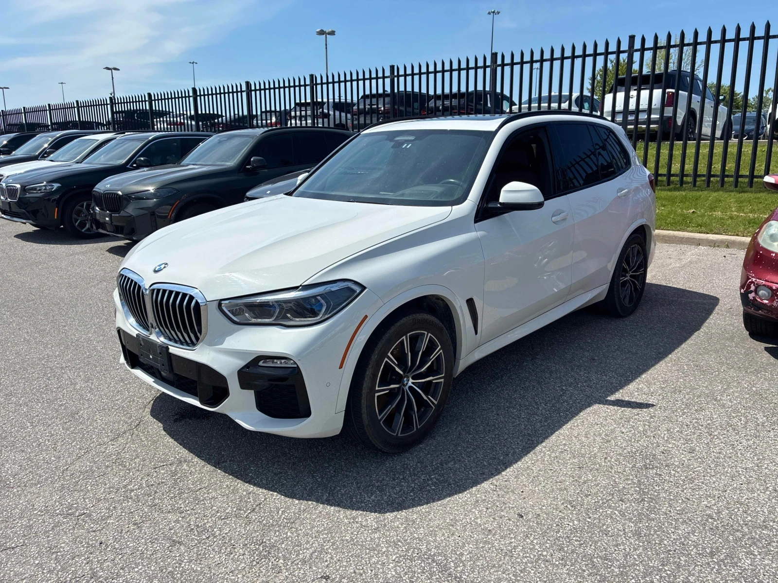 BMW X5 xDrive40i * ОБДУХВАНЕ * ПАНОРАМА * 360 * SWAROVSKI, снимка 5 - Автомобили и джипове - 54708508