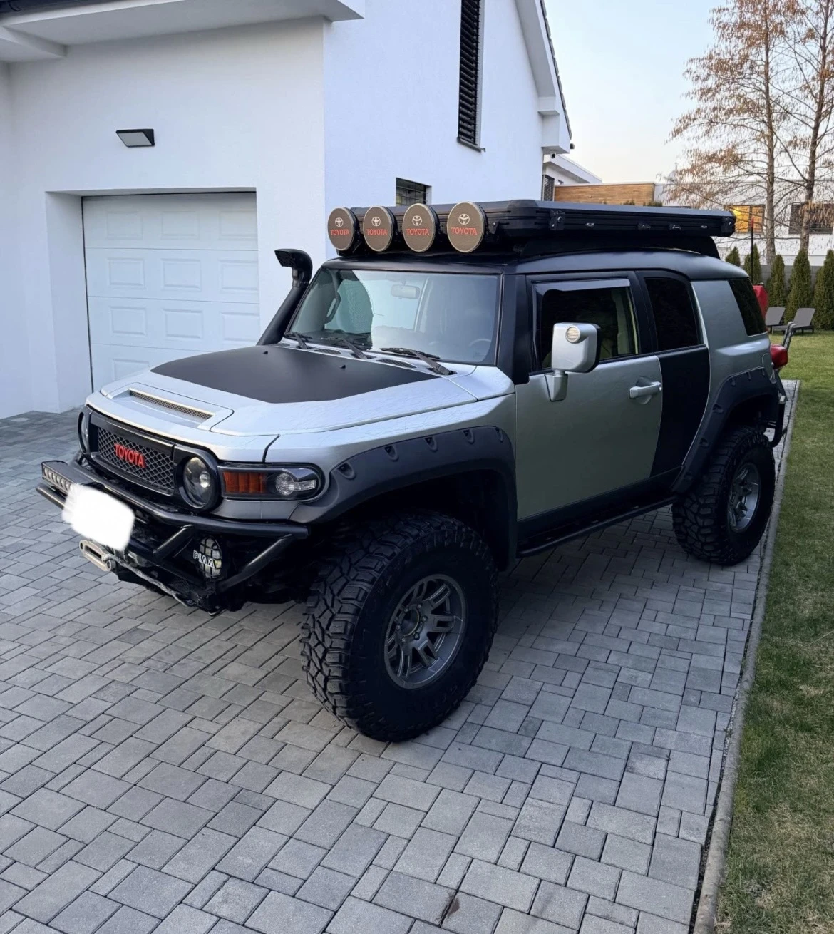 Toyota Fj cruiser 4.0 V6 Бензин/Газ 4х4 УНИКАТ, снимка 6 - Автомобили и джипове - 54964363