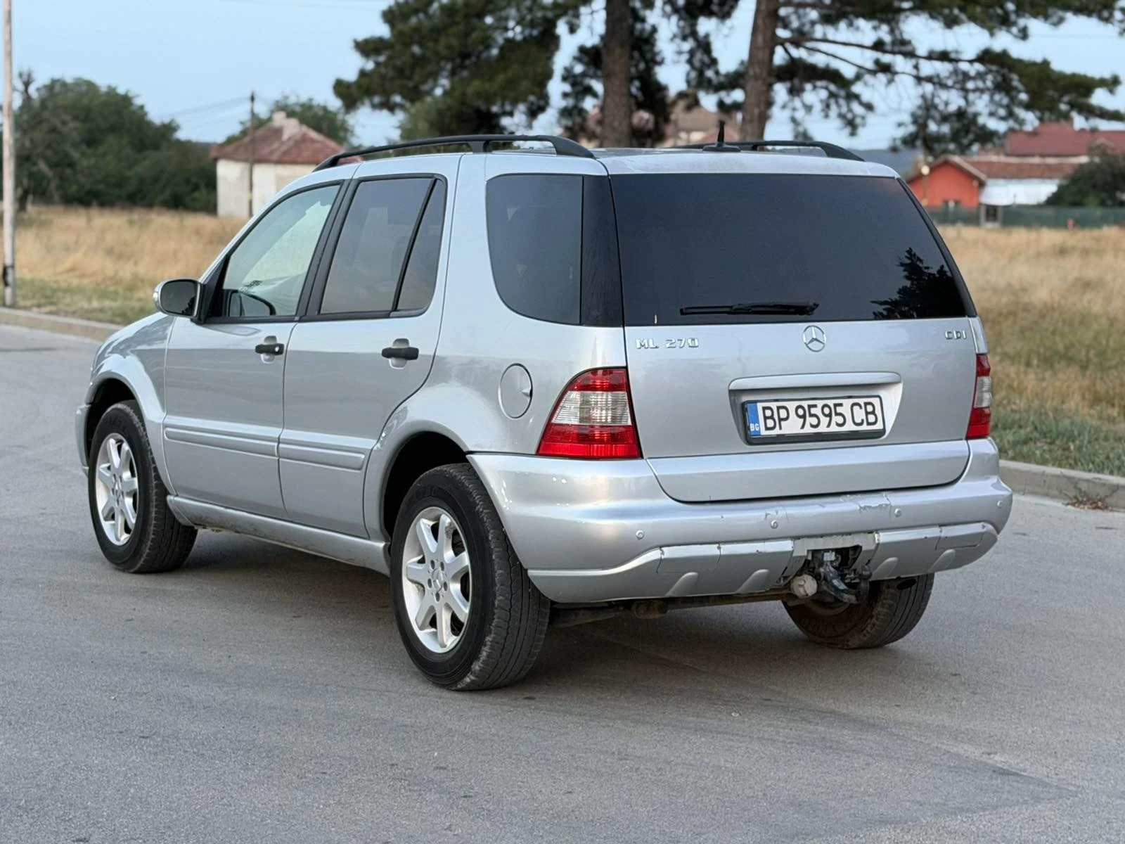 Mercedes-Benz ML 270, снимка 6 - Автомобили и джипове - 54993597
