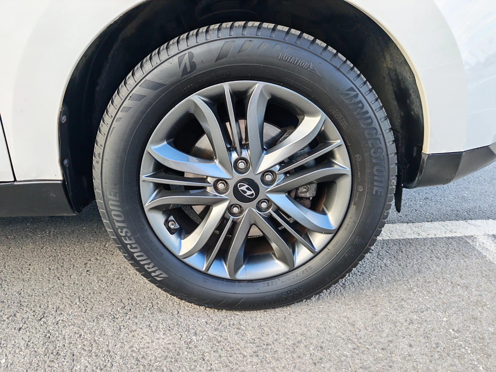 Hyundai IX35 1.6 BENZIN 136 KN, снимка 9 - Автомобили и джипове - 55002477
