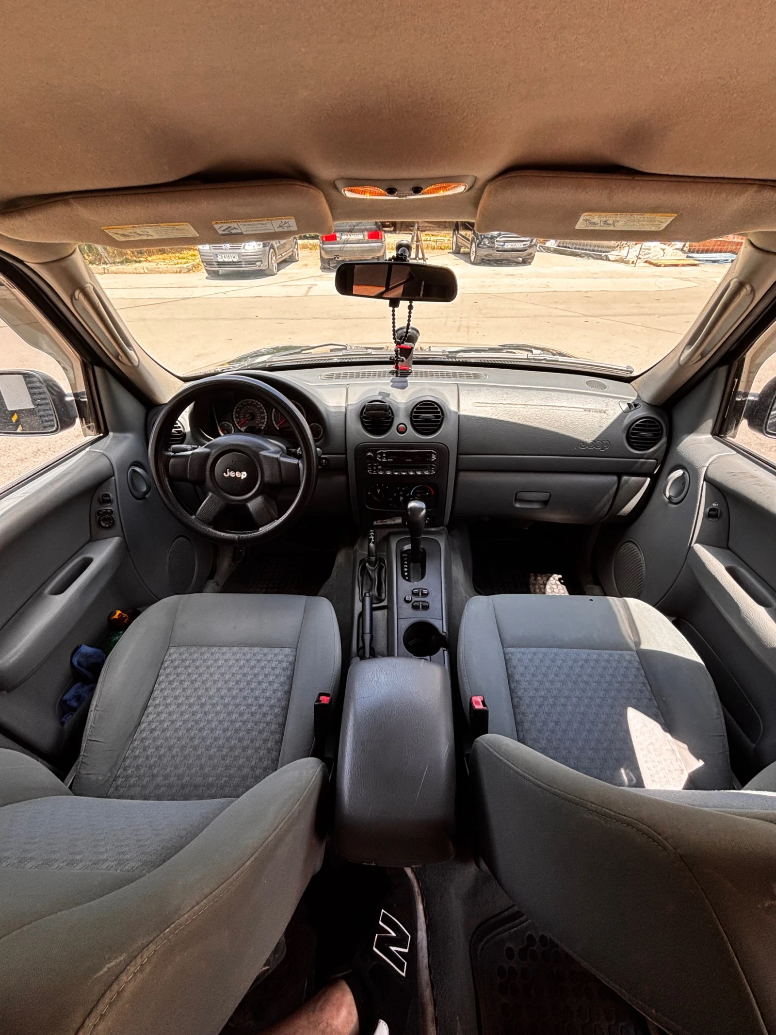 Jeep Cherokee Jeep Cherokee 2.8 CRD , снимка 17 - Автомобили и джипове - 55221244