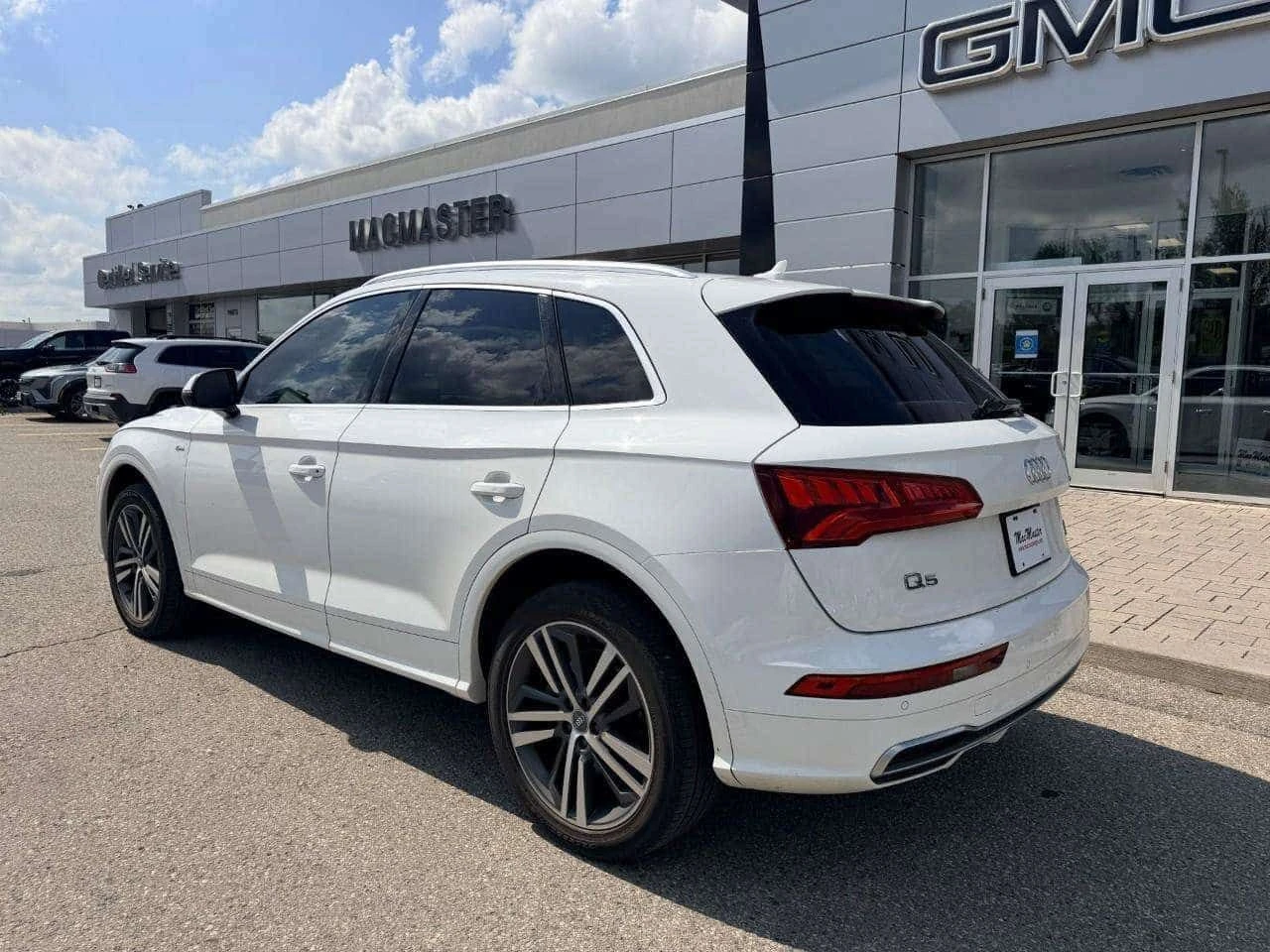 Audi Q5 * 2.0 TFSI quattro Technik S tronic * CARFAX * ��� | Mobile.bg � ����������� 4