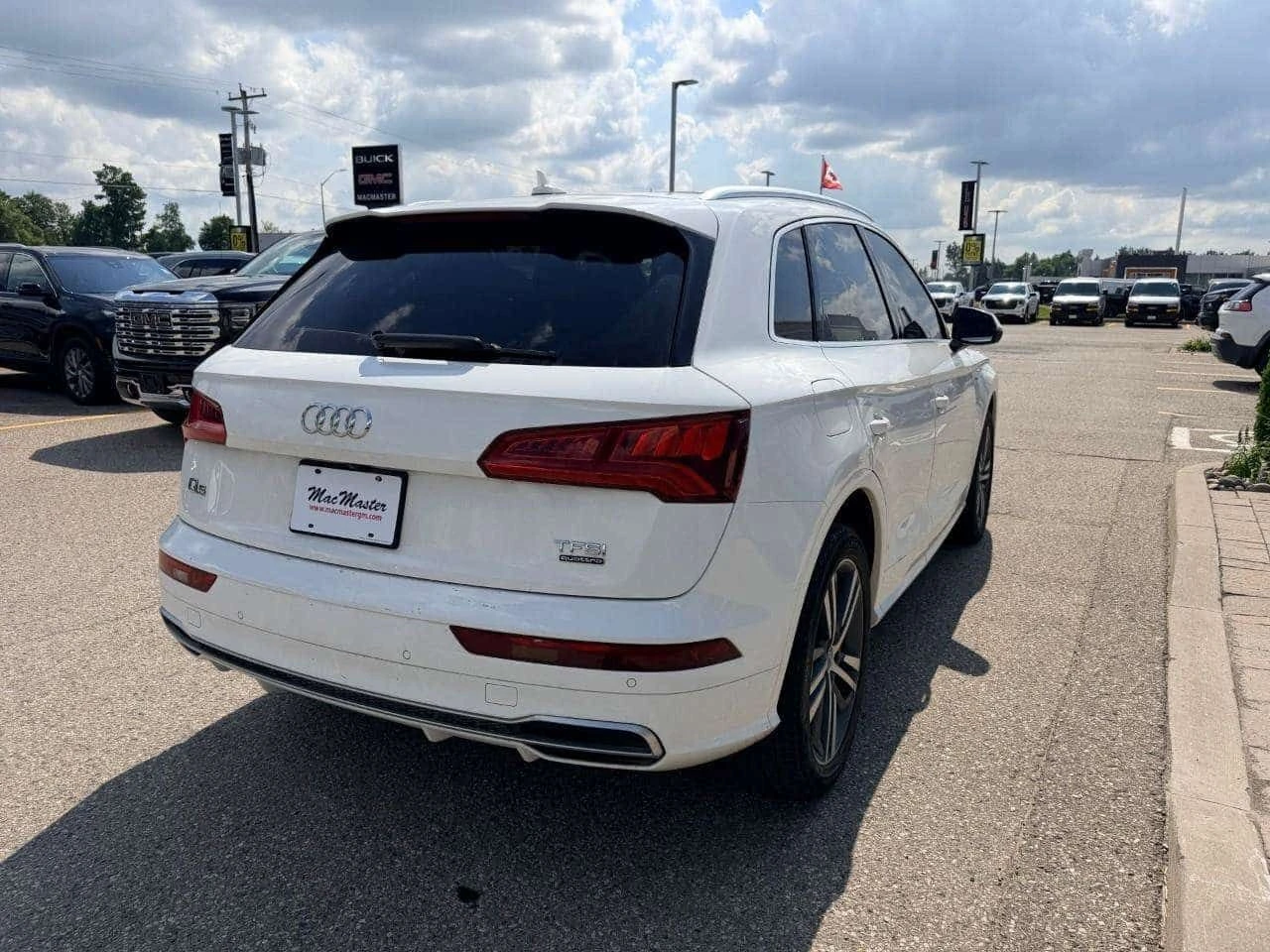 Audi Q5 * 2.0 TFSI quattro Technik S tronic * CARFAX * ��� | Mobile.bg � ����������� 6