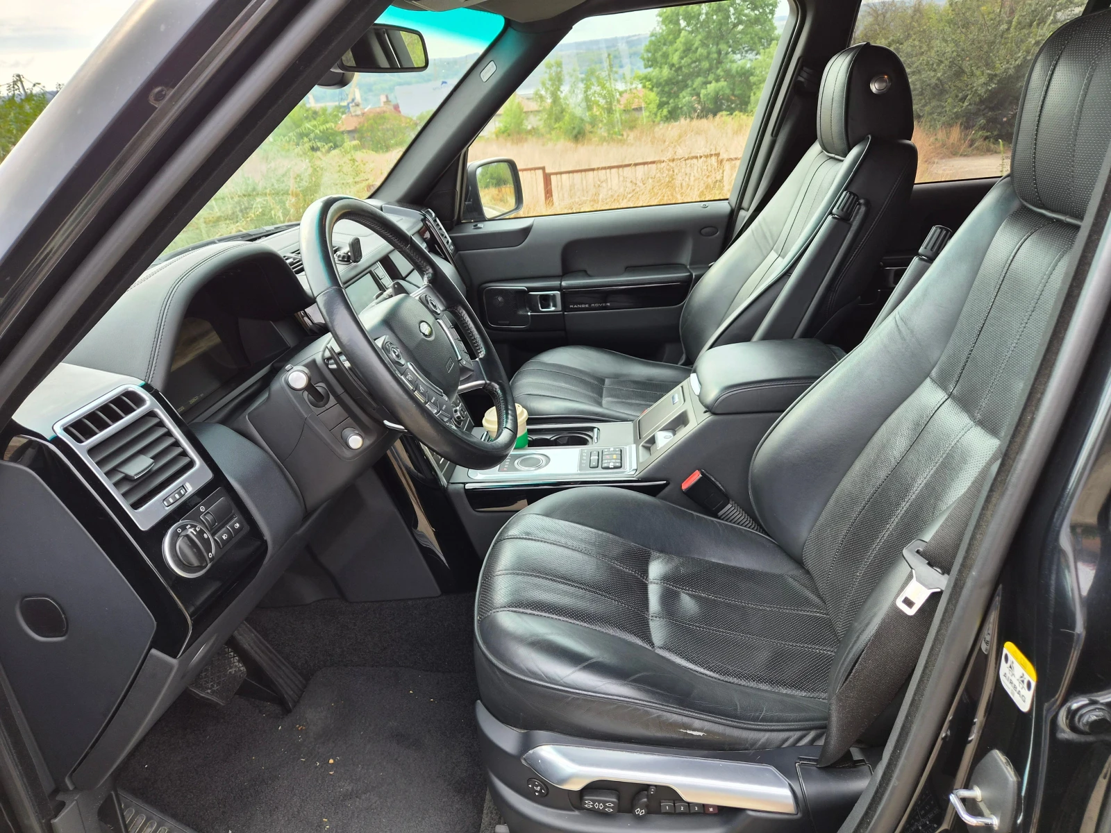 Land Rover Range rover 4.4 Autobiography, снимка 7 - Автомобили и джипове - 55939895