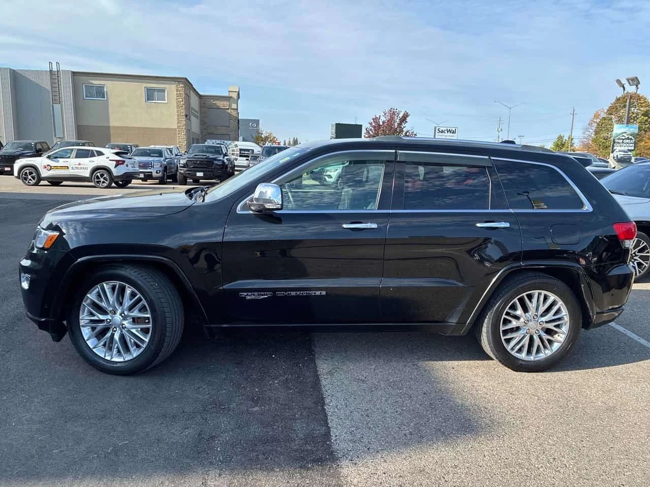Jeep Grand cherokee * Overland * CARFAX * ����� �� ����������� | Mobile.bg � ����������� 2