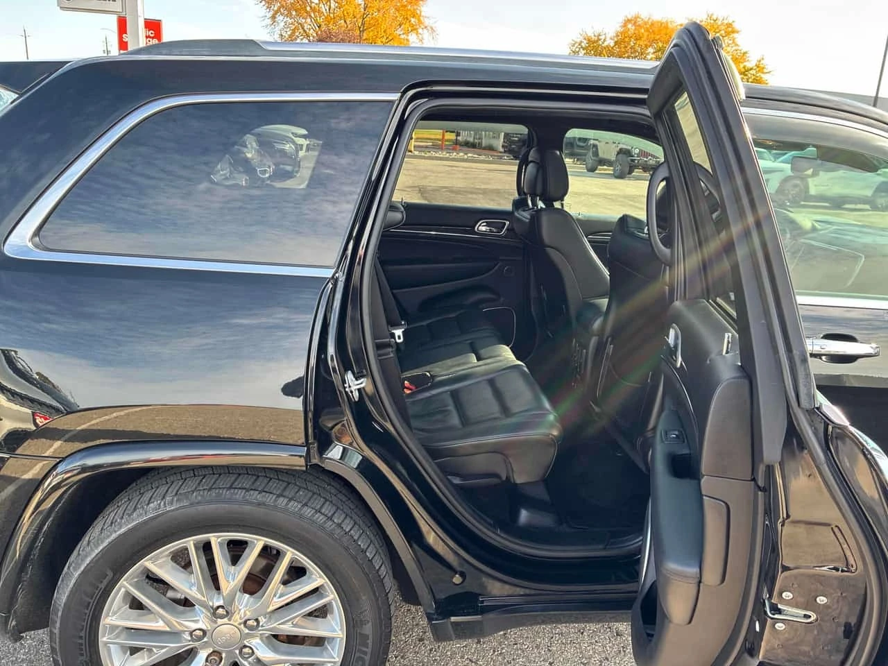 Jeep Grand cherokee * Overland * CARFAX * ����� �� ����������� | Mobile.bg � ����������� 13