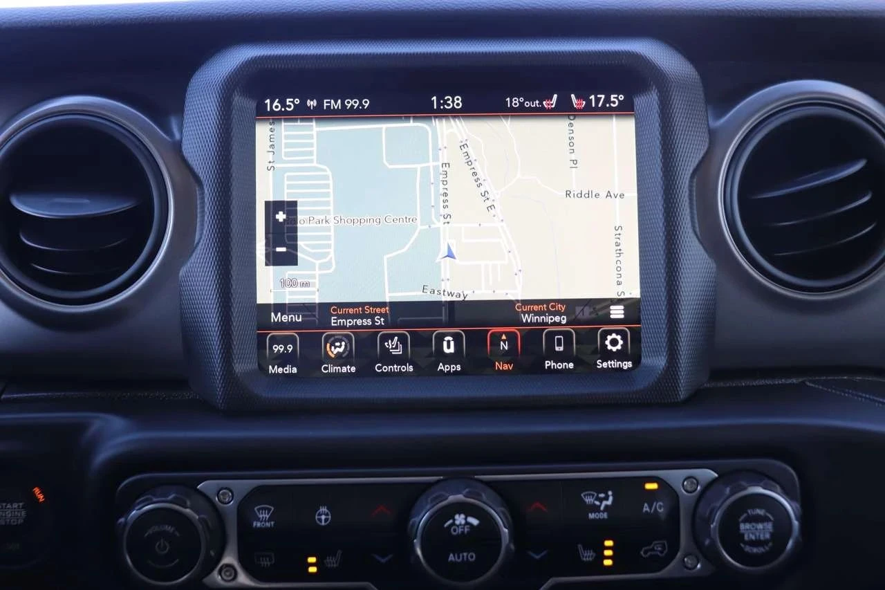 Jeep Wrangler, снимка 17 - Автомобили и джипове - 56686214