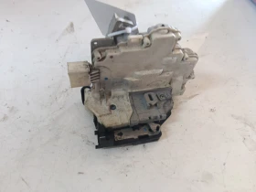 ����� �� �������� �� ����� (����� ����) 3C4839015C Audi Q7