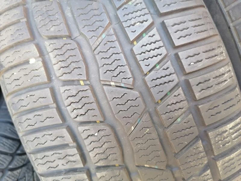 Гуми Зимни 225/55R16, снимка 4 - Гуми и джанти - 29589610