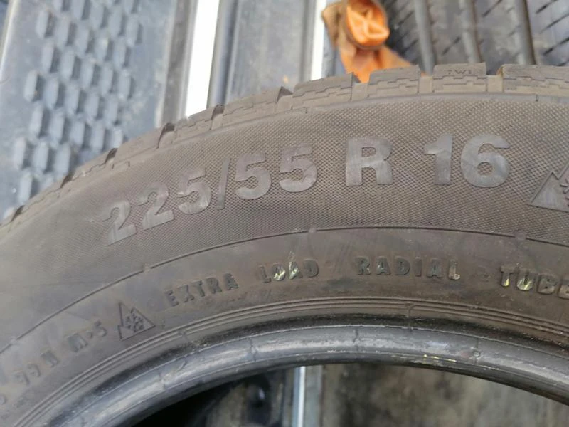 Гуми Зимни 225/55R16, снимка 7 - Гуми и джанти - 29589610