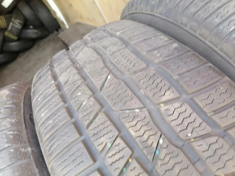 Гуми Зимни 225/55R16, снимка 5 - Гуми и джанти - 29589610