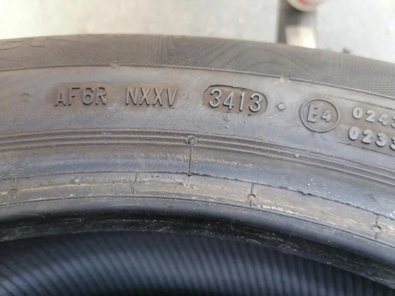 Гуми Зимни 225/55R16, снимка 8 - Гуми и джанти - 29589610