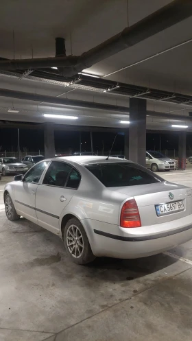 Skoda Superb, снимка 3