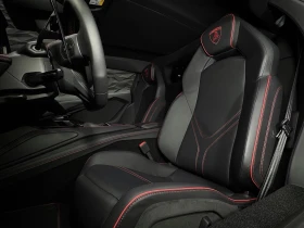 Lamborghini Revuelto Nero Noctis - 555000 EUR - 40519012 | Car24.bg